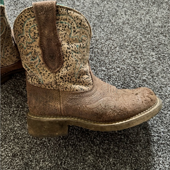 Ariat fat baby boots - Picture 2 of 5